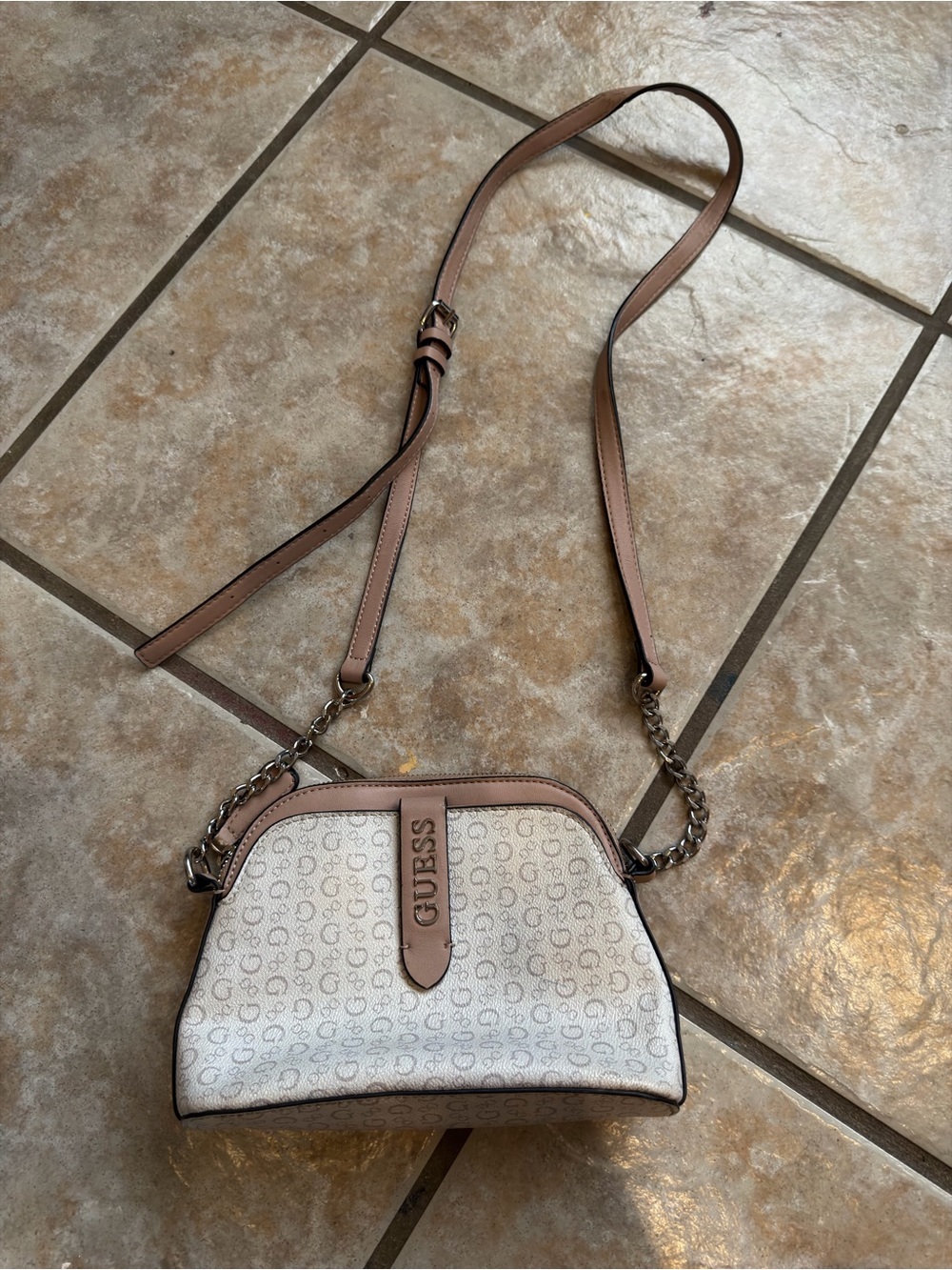 GUESS White Logo Crossbody with Brown Trim and Chain Strap